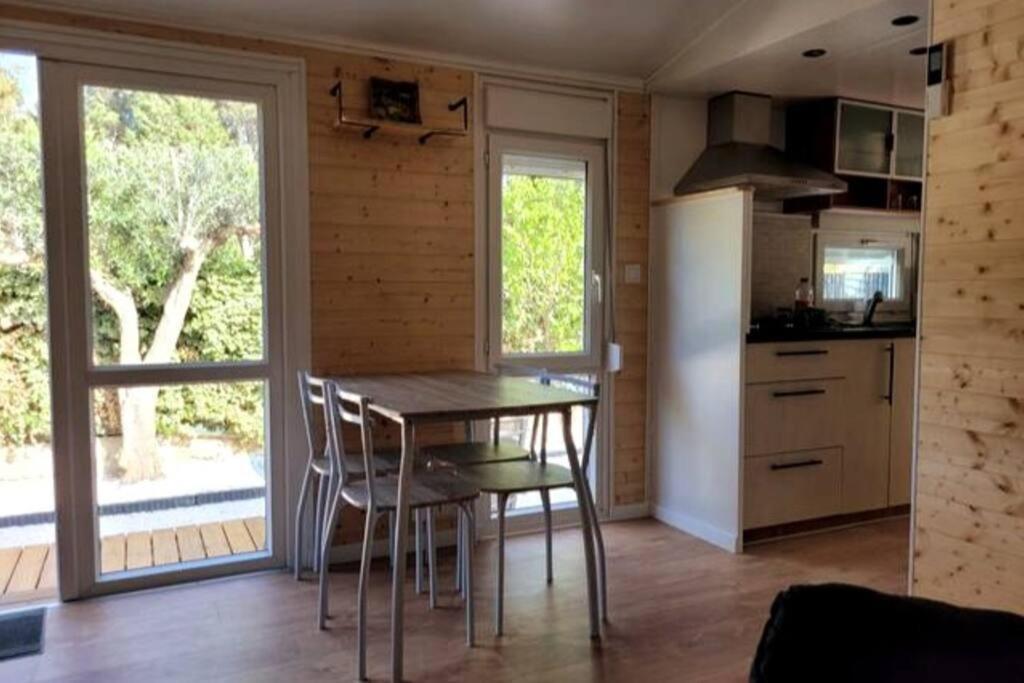 Mobil Home De Patricia Et Franck A Sigean Exterior photo