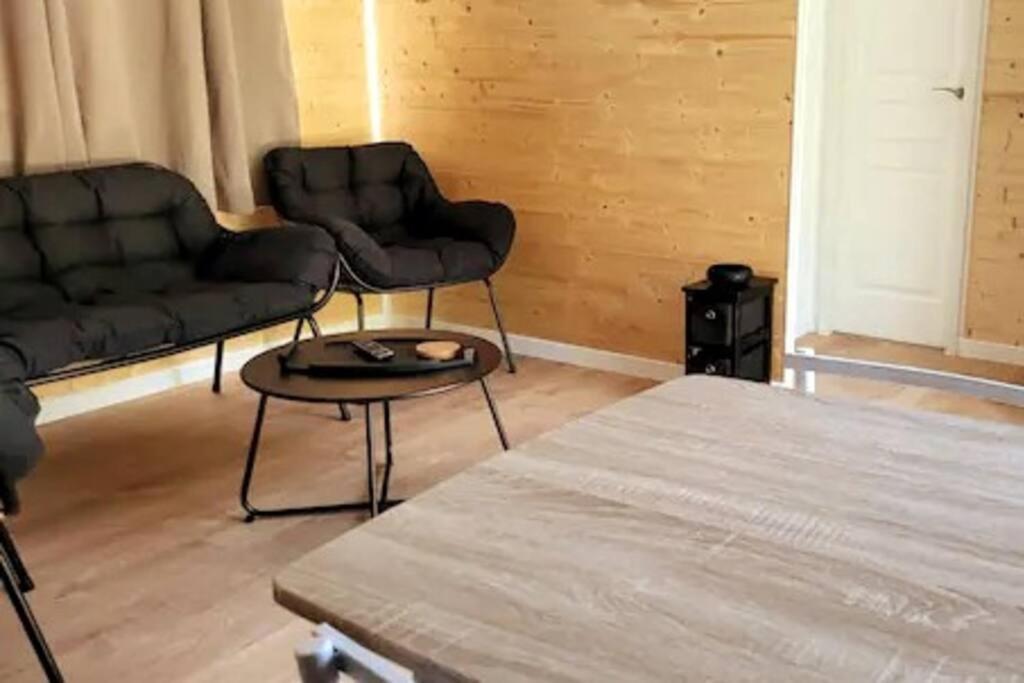 Mobil Home De Patricia Et Franck A Sigean Exterior photo